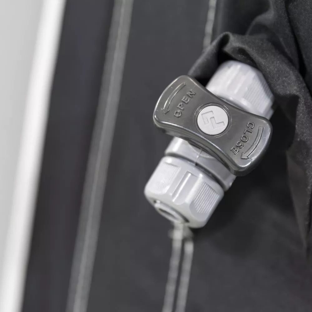 Aufblasbares Vorzelt Dometic Rally Air Pro 200 S 6 Aufblasbares Vorzelt Dometic Rally Air Pro 200 S – Bild 4